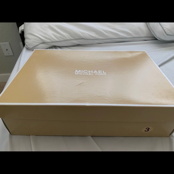 Michel Kors Boots - Picture 2 of 4